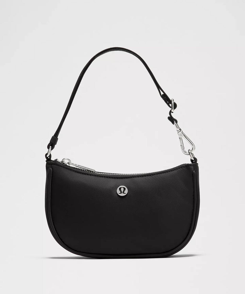 Lululemon City Essentials Bag