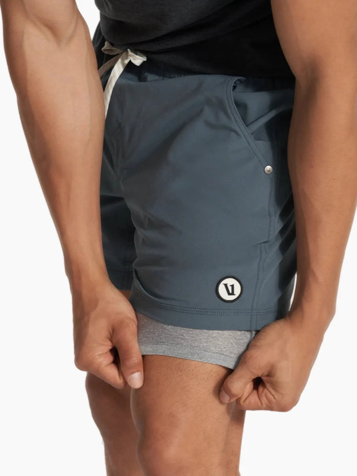 Vuori Men's Kore Short 5"